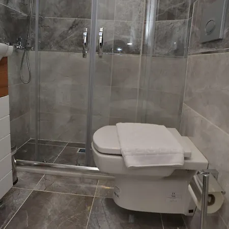 Deep Hotel